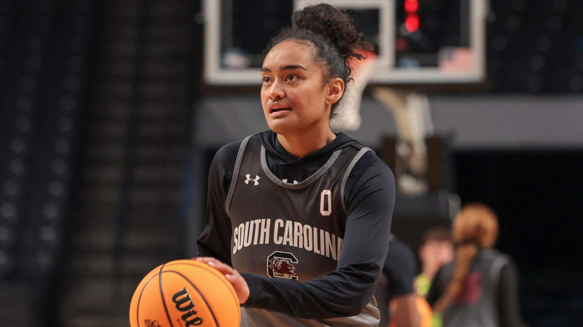 University of South Carolina’s Te-Hina Paopao (0) practices at the Legacy Arena in Birmingham on Thursday, March 27, 2025. The Gamecocks will play the Maryland Terrapins in the Birmingham 2 regional of the NCAA Tournament at Legacy Arena.