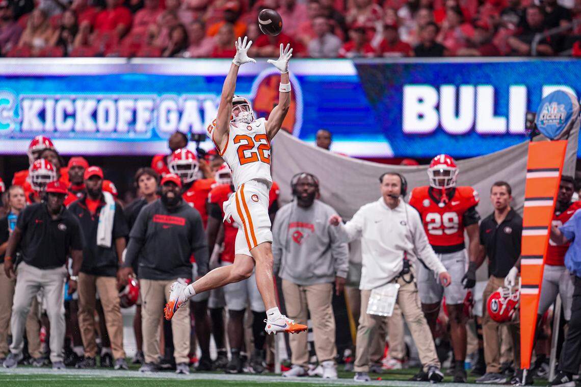 Aug 31, 2024; Atlanta, Georgia, USA; Clemson Tigers wide receiver Cole Turner (22) tries to make a catch against the Georgia Bulldogs during the second half at Mercedes-Benz Stadium.