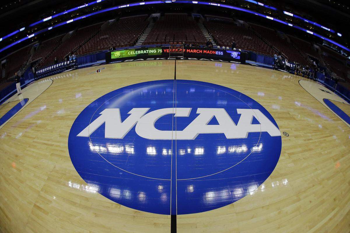 The Washington Post’s Patrick Stevens sits down with N&O columnist Luke DeCock to break down what the NCAA committee got right on Selection Sunday and where it lost the plot.