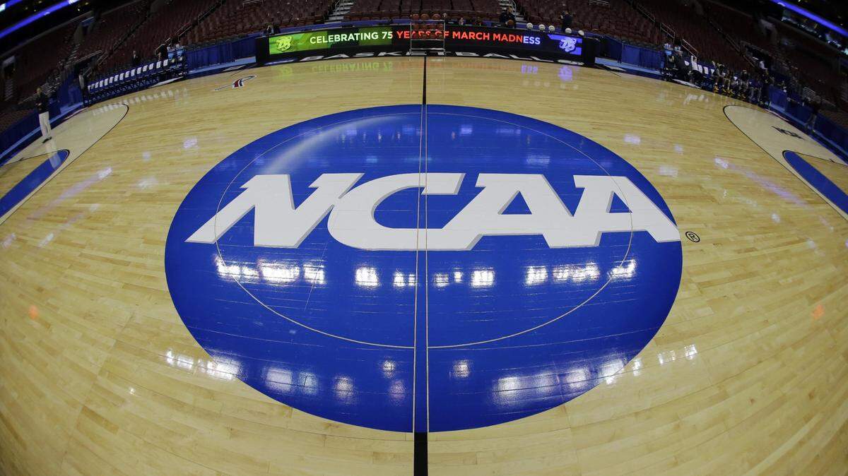 The Washington Post’s Patrick Stevens sits down with N&O columnist Luke DeCock to break down what the NCAA committee got right on Selection Sunday and where it lost the plot.