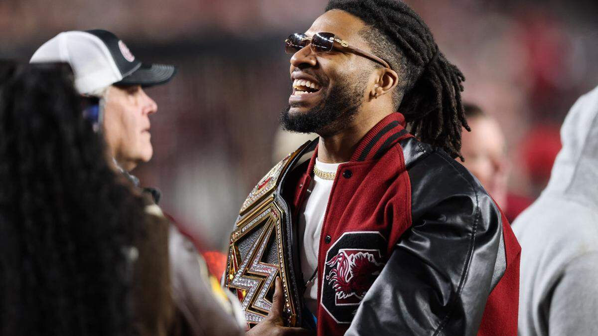 Trick Williams stands on the sideline during the Gamecocks’ game against Clemson in Columbia on Nov. 25, 2023.