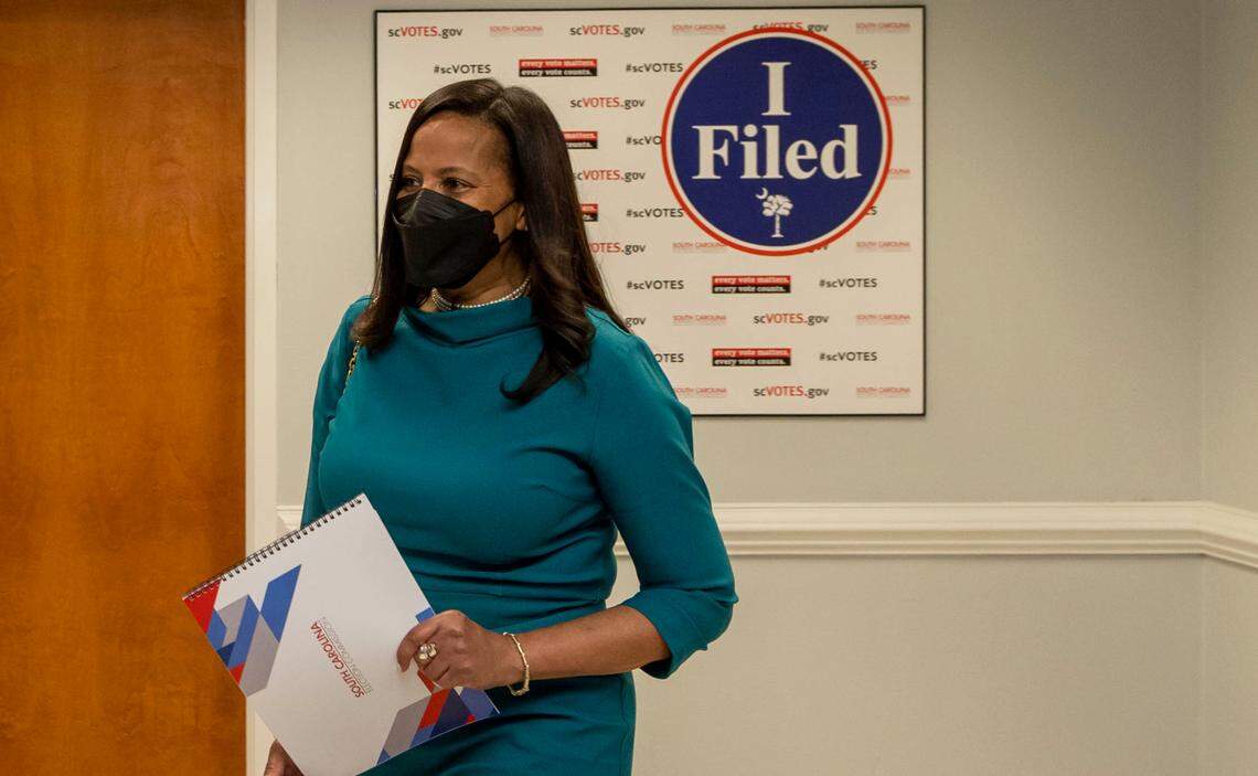 Mia McLeod registers as a candidate for S.C. governor at The S.C. Election Commission in Columbia on Wednesday, March 16, 2022.