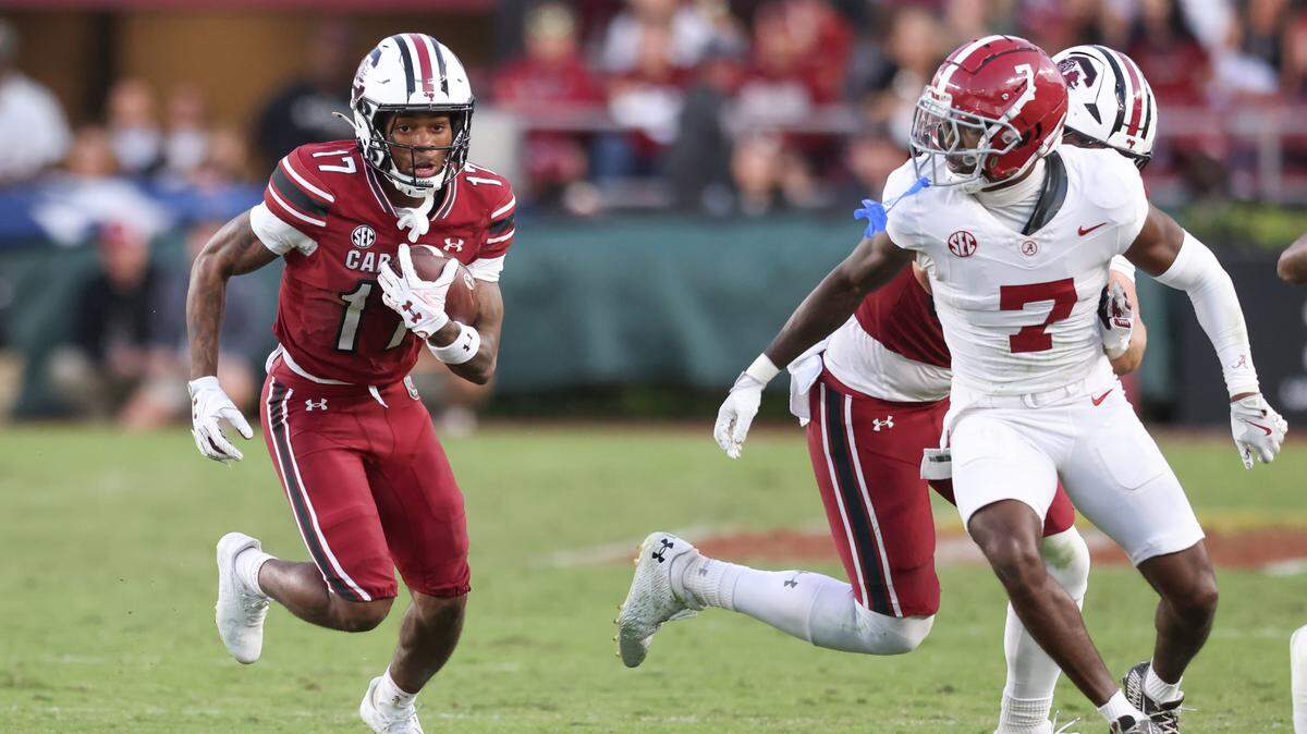 South Carolina wide receiver Jayden Sellers (17) carries the ball during the Gamecocks’ game against Alabama at Williams-Brice Stadium in Columbia on Saturday, October 25, 2025.