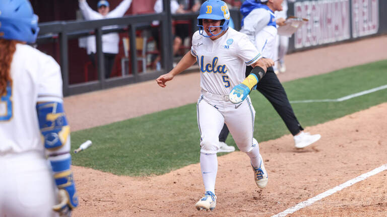 Photos: South Carolina vs UCLA softball, Game 2