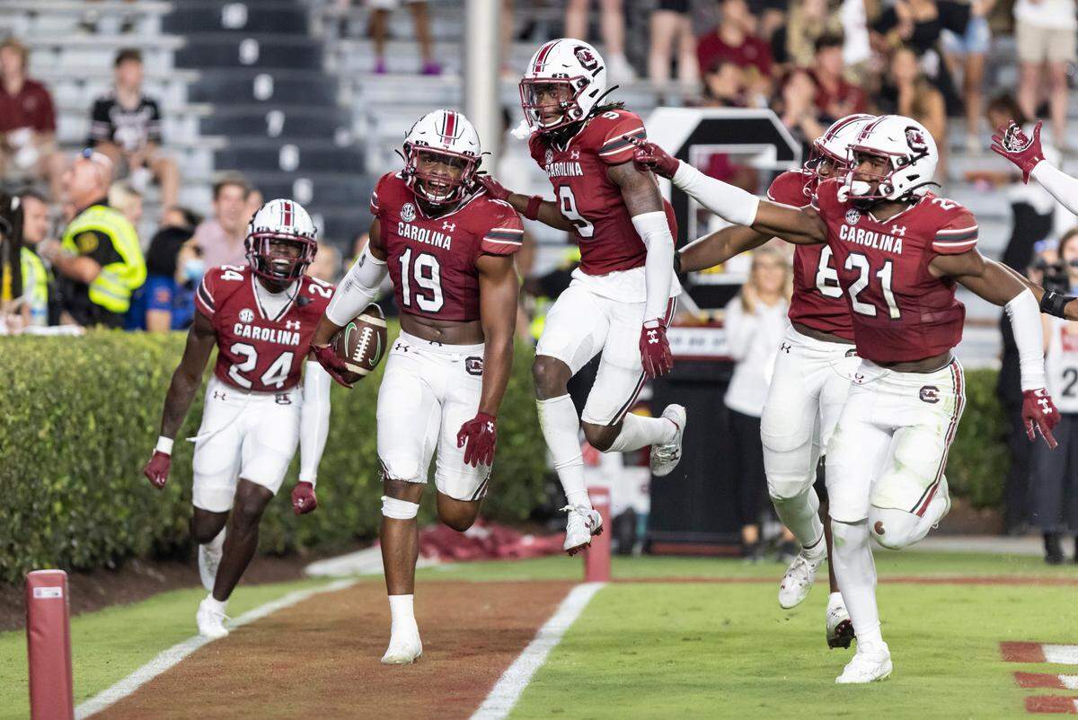South Carolina linebacker Brad Johnson (19) celebrates with teammates after getting a turnover against the University of North Carolina at Charlotte at Williams-Brice Stadium in Columbia, SC on Saturday, Sept. 24, 2022.
