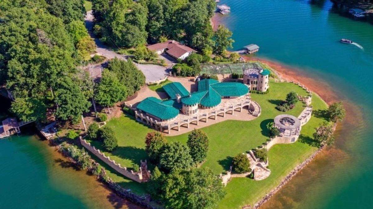 An aerial view of the Castle on Keowee.