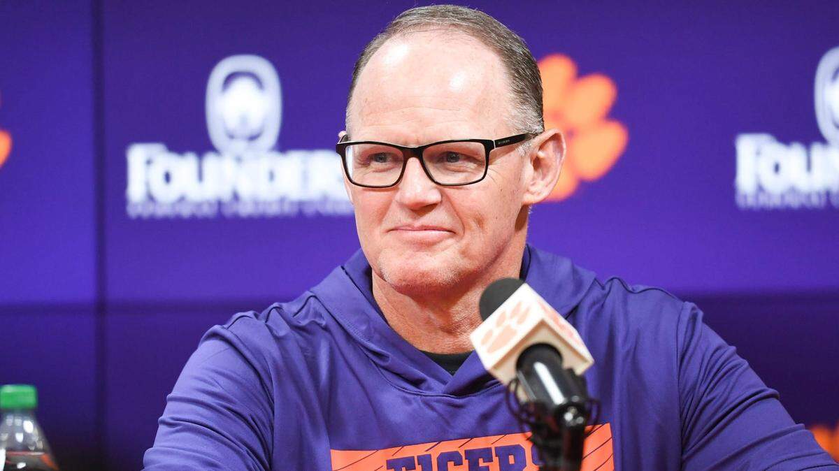 Clemson football defensive coordinator Tom Allen at his introductory news conference