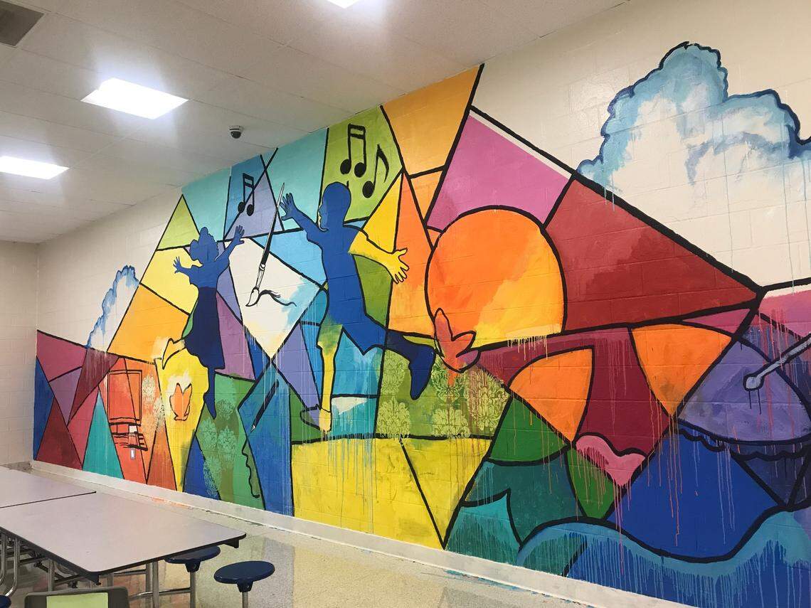 The mural painted by artist Amiri Farris at Nursery Road Elementary School.