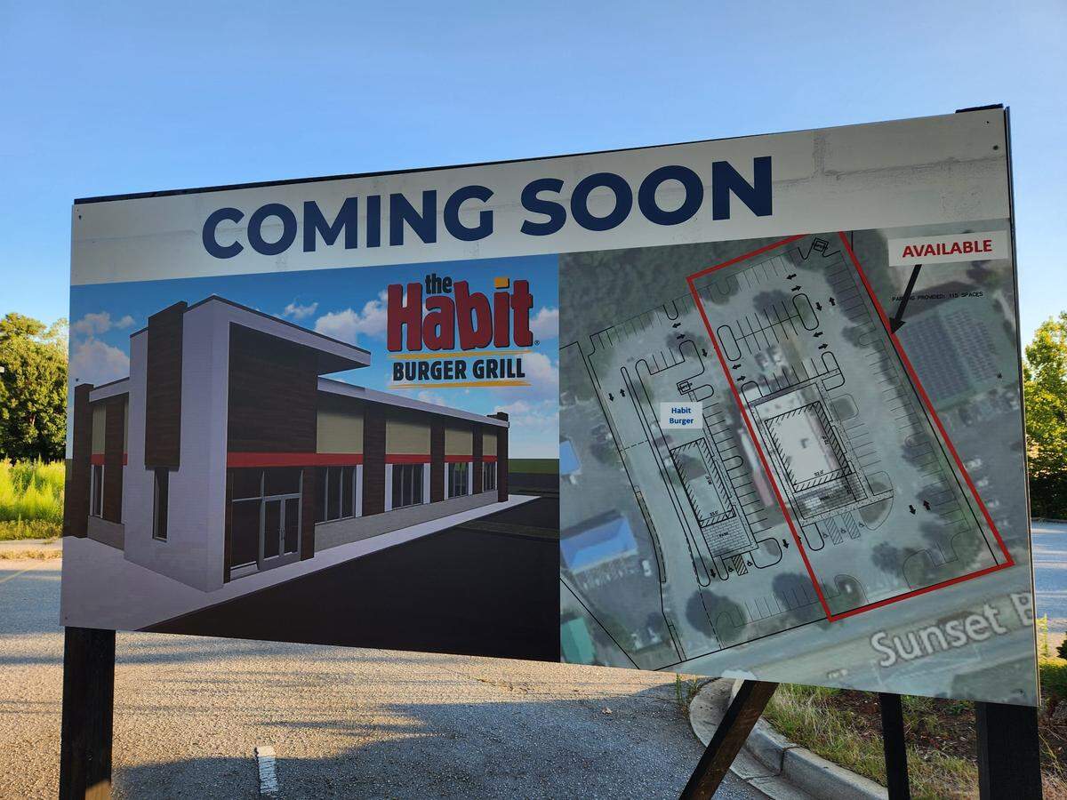 A sign indicates that a Habit Burger Grill is coming to 5304 Sunset Blvd. in Lexington. That site was formerly home to Uno Pizzeria and Grill.