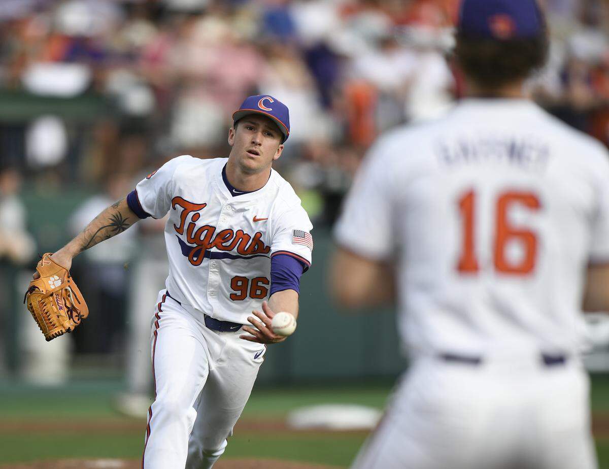 Clemson pitcher Talan Bell (96)