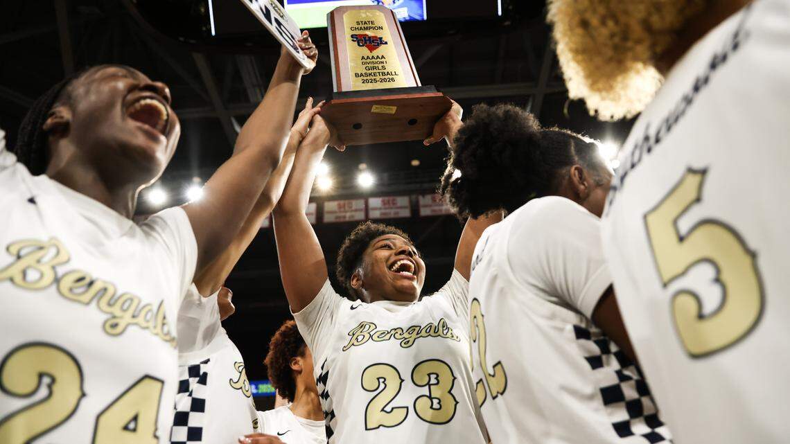 Back-to-Back Bengals: Blythewood girls roll to second straight title