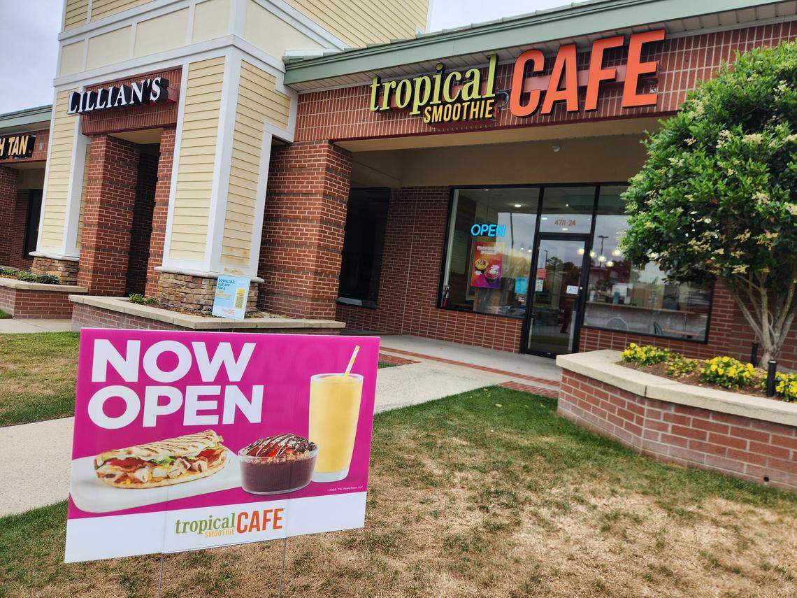 A Tropical Smoothie Cafe recently opened in the shopping center at 4711 Forest Drivein Forest Acres, SC near Columbia.