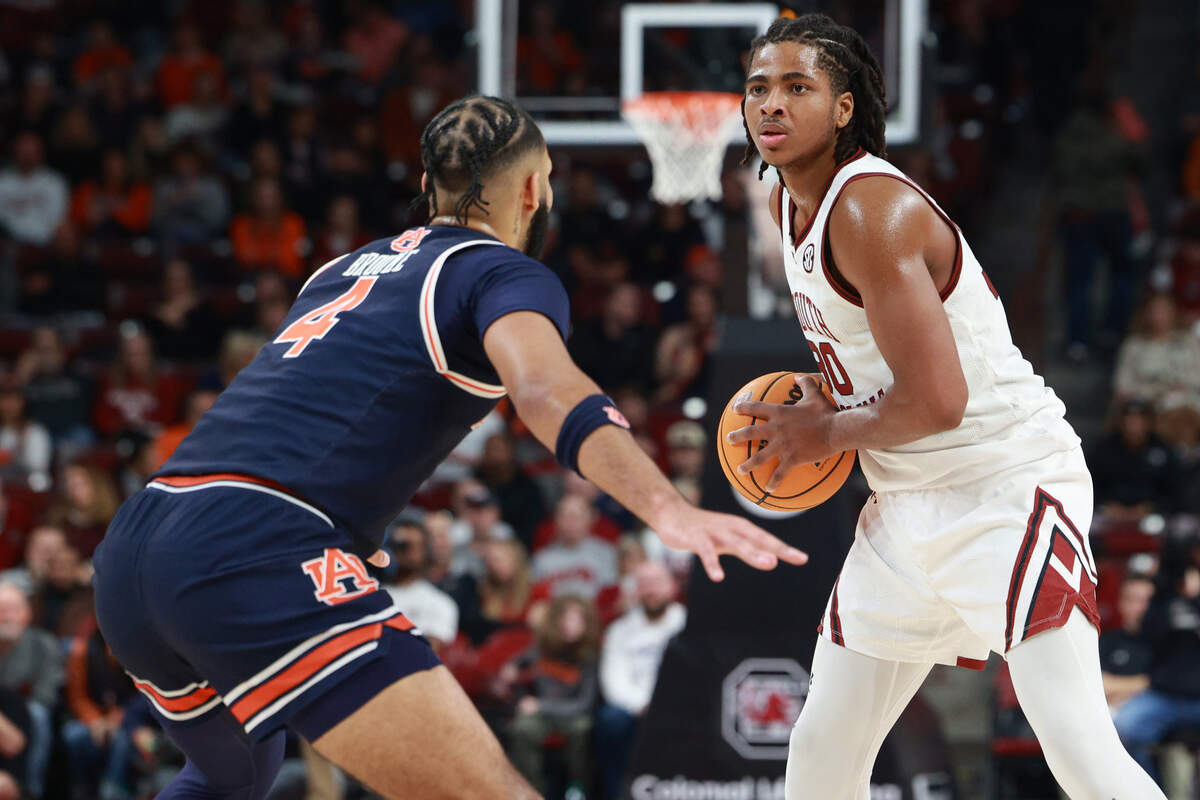South Carolina Forward Collin Murray-Boyles (30) plays Auburn at Colonial Life Arena on Saturday, January 11, 2025.