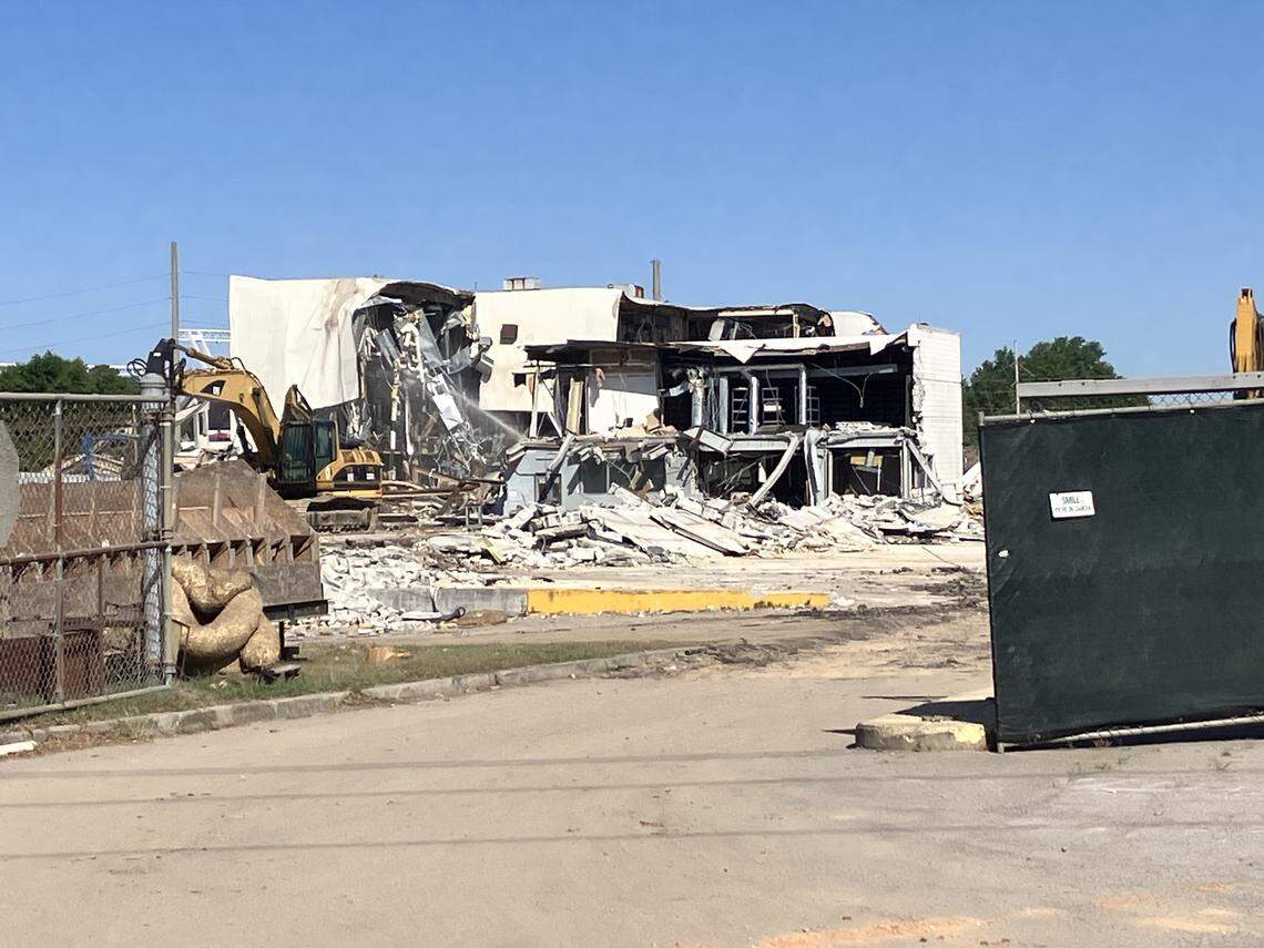 The building that housed The State newspaper from the late 1980s until 2020 is being torn down to make room for student apartments near Williams-Brice Stadium. 