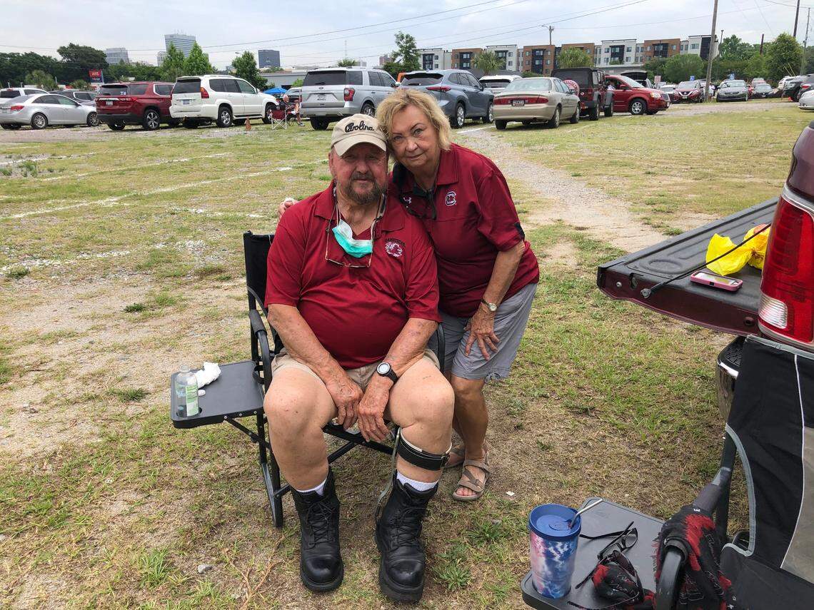 Gene and Jan Schofield have been coming to South Carolina baseball games since the 1990s. Friday, they tailgated outside Founders Park ahead of USC’s 4-3 win over Virginia.