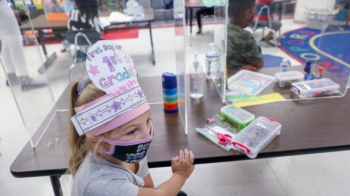 DHEC board tells director to urge SC lawmakers return, adjust mask rule for SC schools