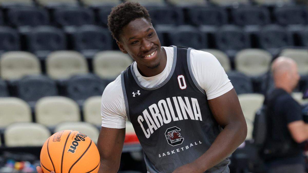 South Carolina guard Ebrima Dibba (0) prepares to play the Oregon Ducks at the PPG Paints Arena on Wednesday, March 20, 2024.