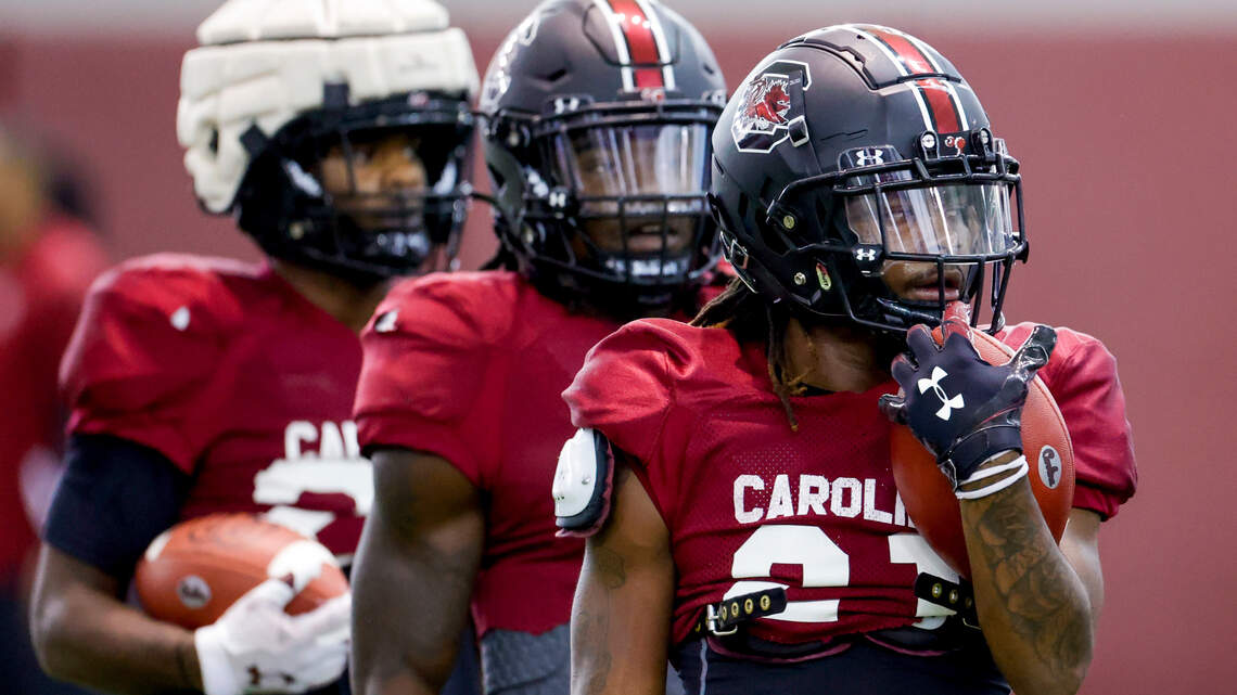 South Carolina, Shane Beamer sifting through running back options as summer nears