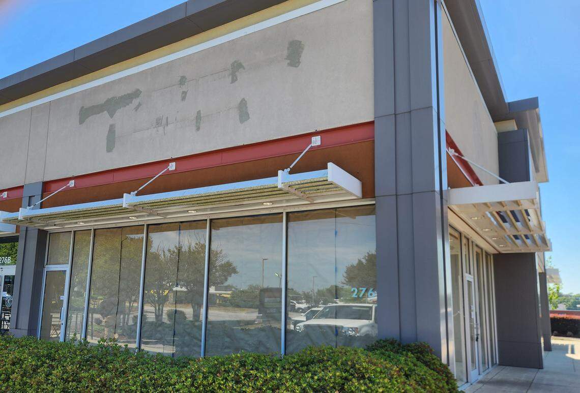 276 Harbison Boulevard, where Starbucks has long been located, photographed on April 15, 2026.