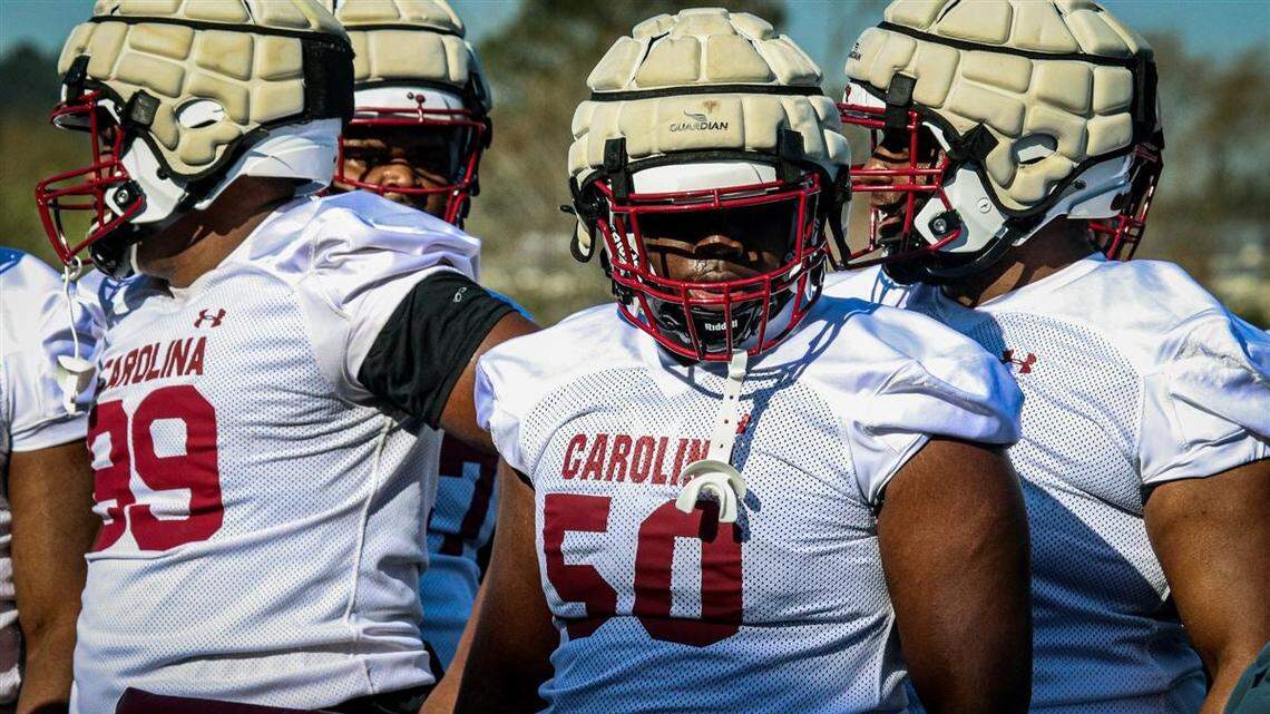 South Carolina defensive tackle Felix Hixon (50)