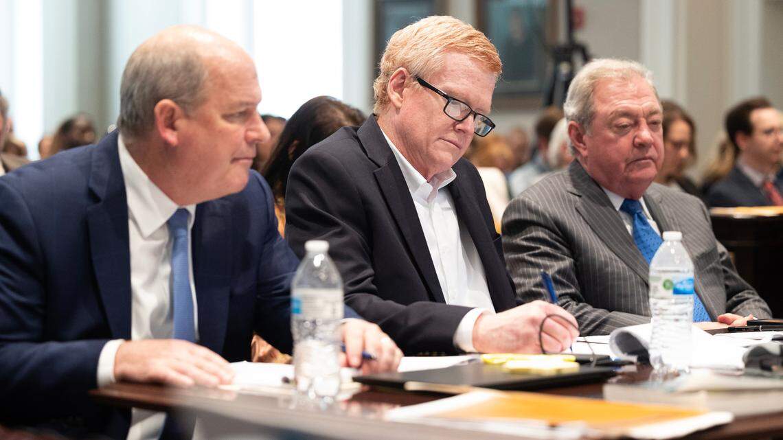 Alex Murdaugh murder trial jury begins deliberations same day 1 juror is removed