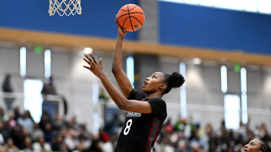 No. 3 South Carolina battles past Bama. Gamecocks now a win away from SEC title