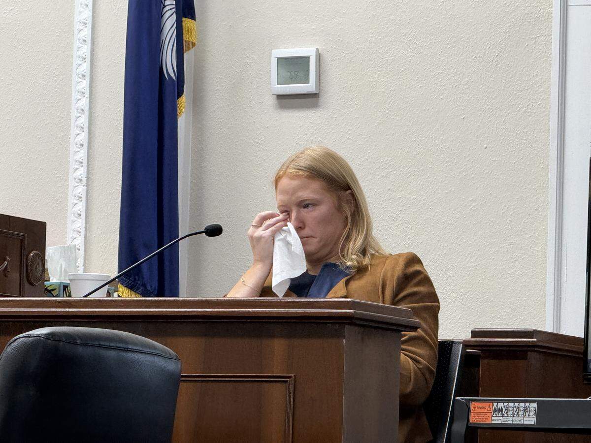 South Carolina crime podcaster Mandy Matney wipes away tears during questioning at a court hearing in a case involving leaked photos of Mallory Beach’s dead body. 