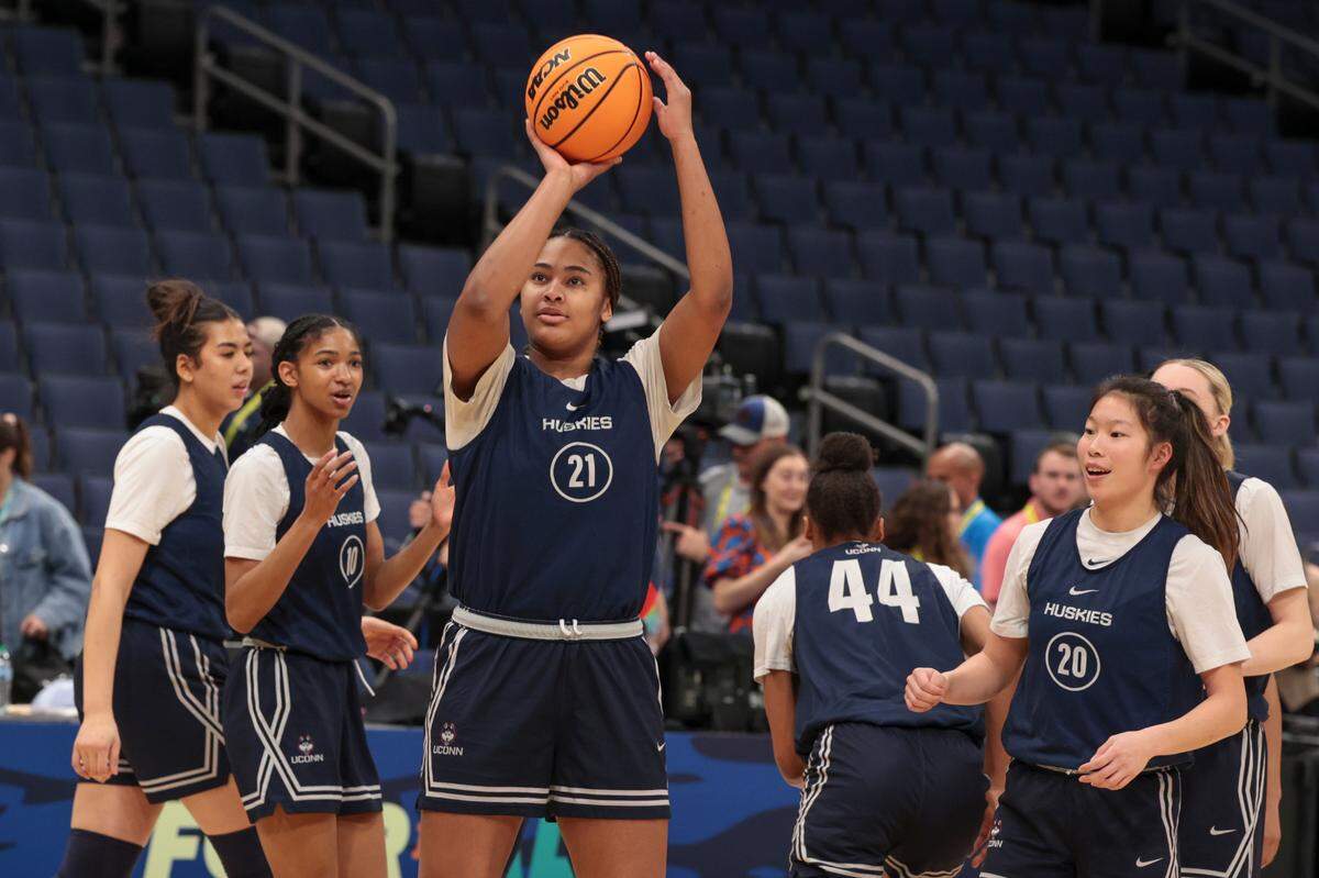 University of Connecticut’s Sarah Strong (21) practices at Amalie Arena in Tampa, Fla. on Thursday, April 3, 2025.