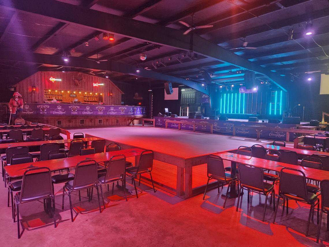 The Skyline Club at 100 Lee St. in West Columbia is up for auction.