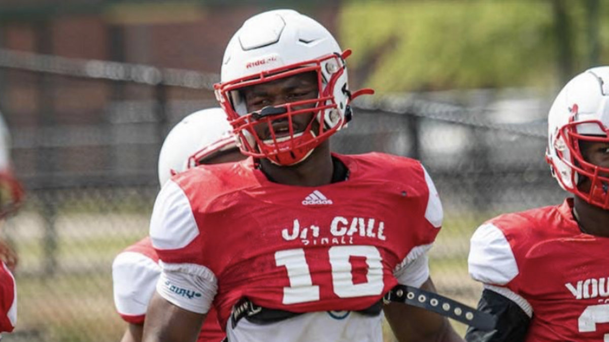 South Carolina has landed a commitment from four-star linebacker Grayson “Pup” Howard out of Florida.