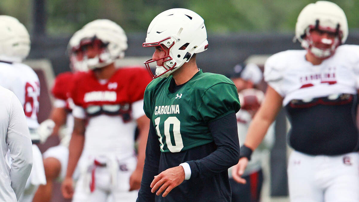 South Carolina quarterback Dante Reno during Thursday’s spring football practice.