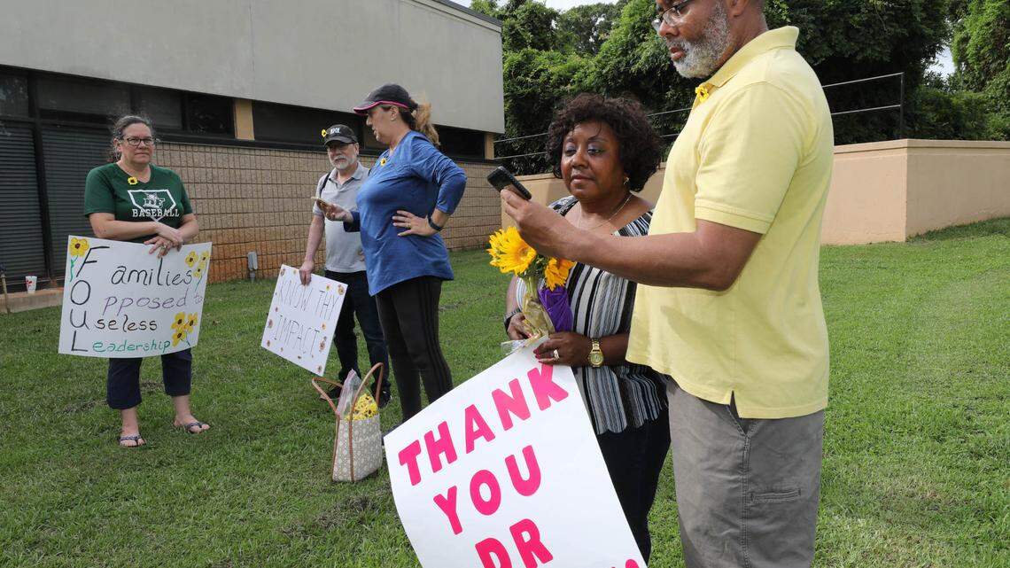Lexington-Richland 5 parents protest alleged ousting of Superintendent Melton