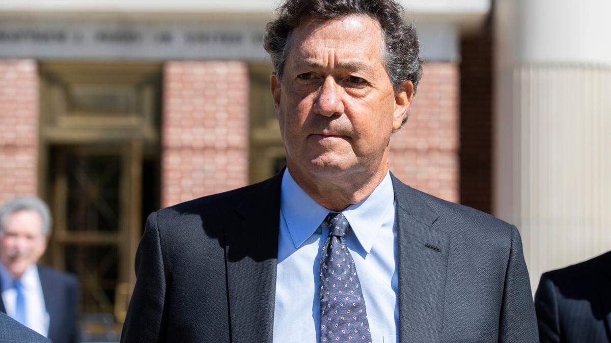 Jeffrey Benjamin, the final defendant in the SCANA nuclear project criminal case, leaves the Matthew Perry United States Courthouse on Wednesday, April 27, 2022. Photo by jboucher@thestate.com
