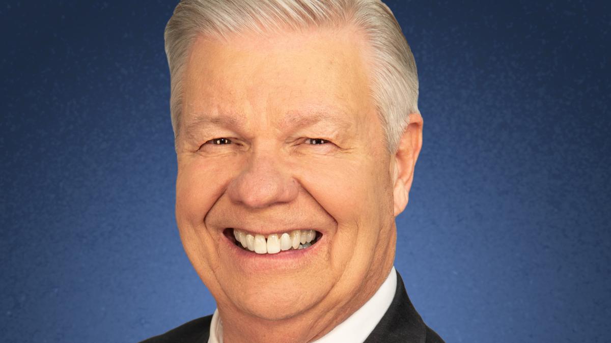 Bill Sharpe, who became one of Charleston SC’s most recognizable and trusted faces in news, announced his retirement on Monday. He covered the Lowcountry for nearly 50 years.