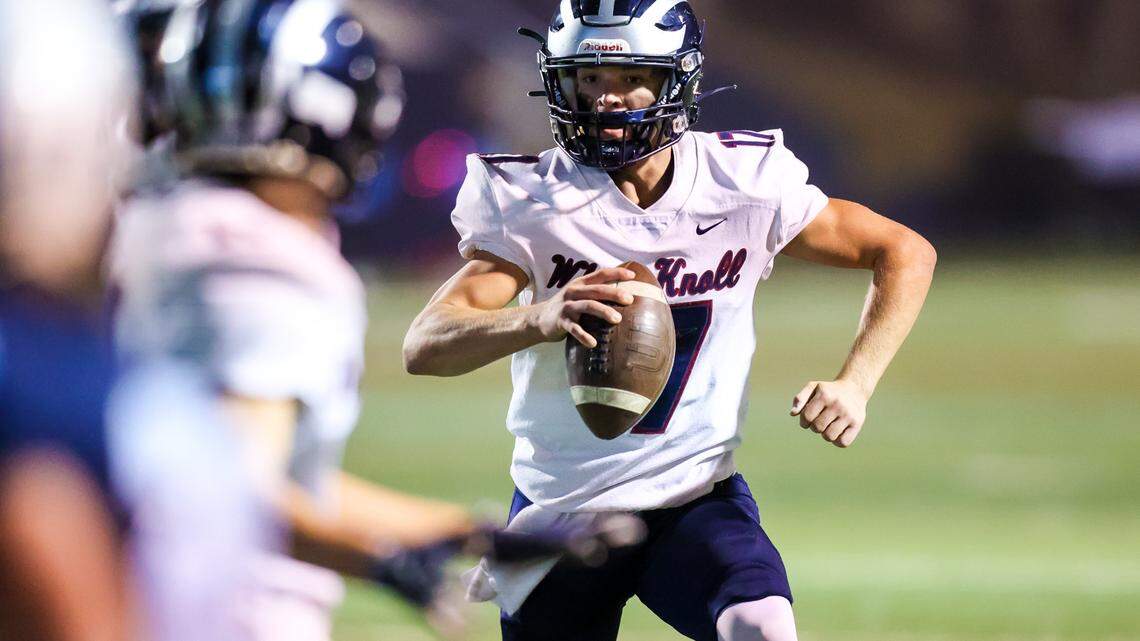 Who moved up, down in latest SC football polls: Summerville unanimous No. 1 in 5A