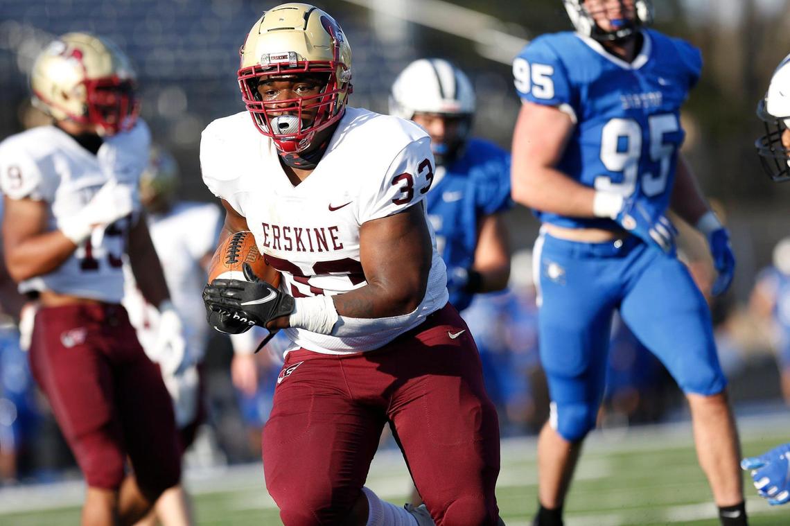 Erskine running back Rashad Luckey (33) rushes for a touchdown in the fourth quarter of the game Saturday.