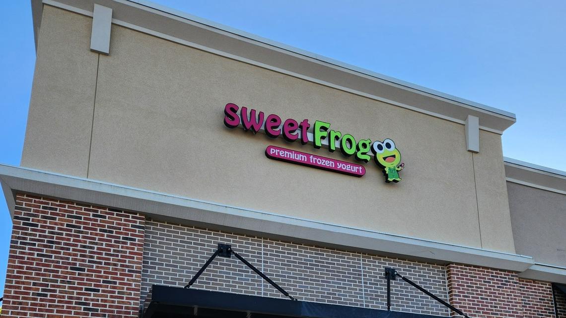 A sweetFrog Premium Frozen Yogurt Shop is planned for 5318 Sunset Boulevard in Lexington.