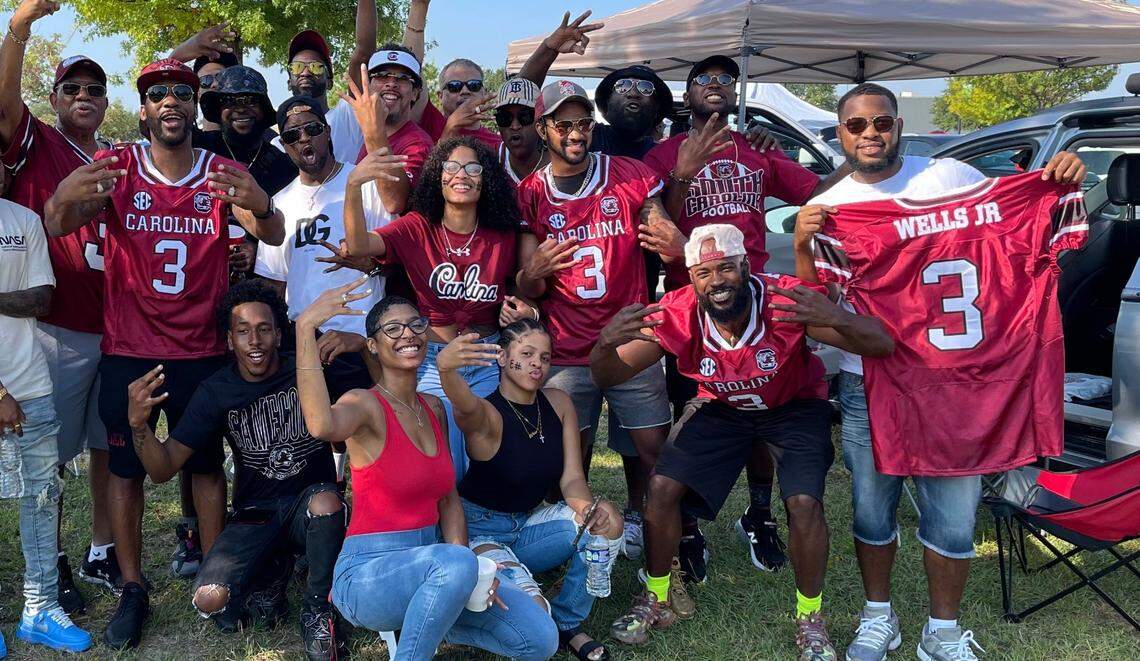 Antwane Wells family tailgates before the South Carolina-Georgia game on Sept. 17, 2022.