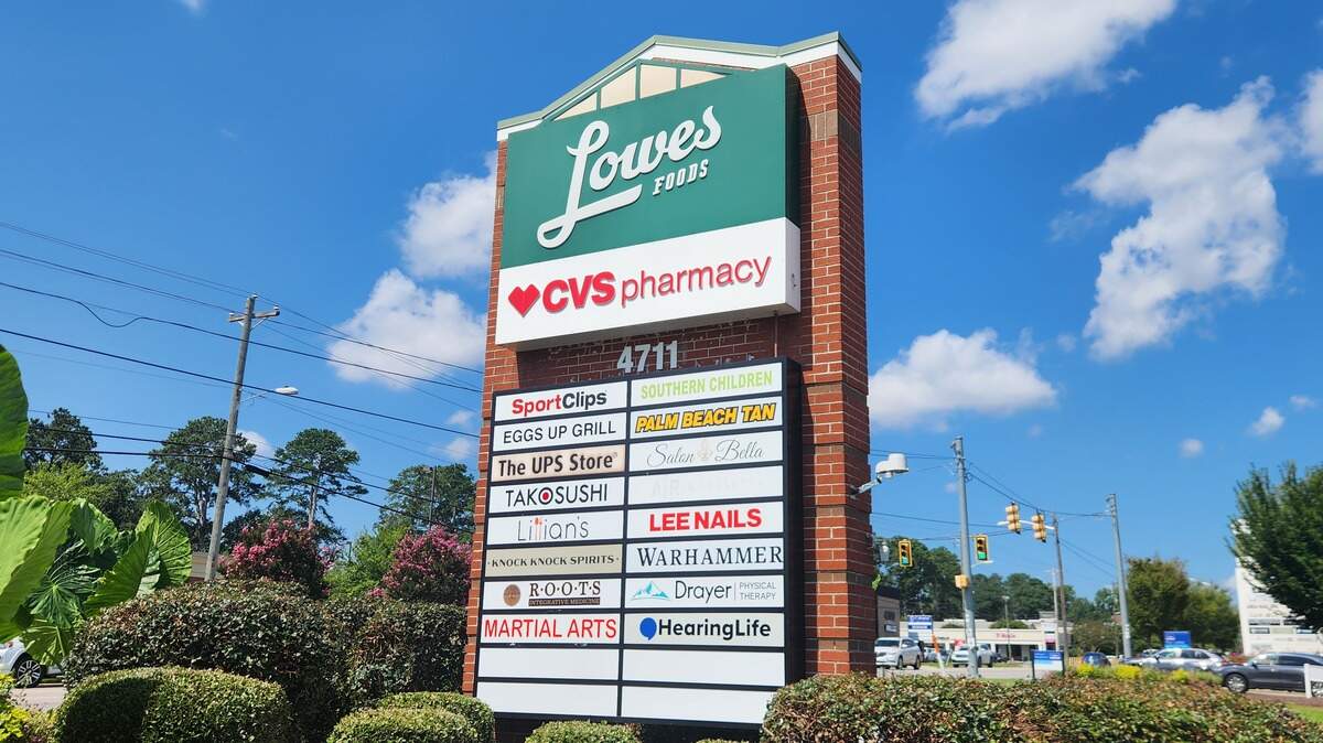 A Tropical Smoothie location is planned for the shopping center at 4711 Forest Drive in Forest Acres, SC.