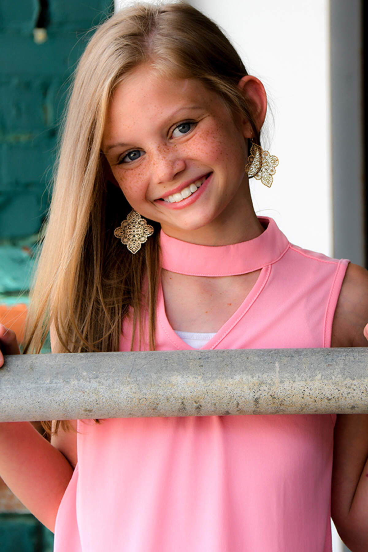 Ansley Burns has become a viral star for her version of “Cry Pretty.”