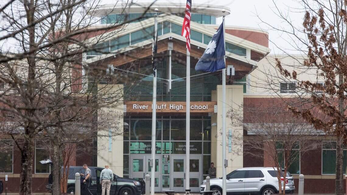 Midlands high school students get 1st questions for candidates to replace Graham
