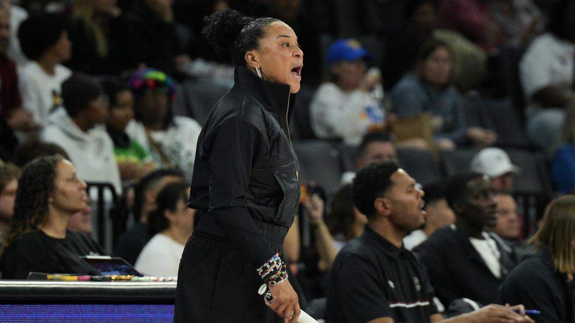 LAS VEGAS, NEVADA - NOVEMBER 27: Head coach Dawn Staley of the South Carolina Gamecocks reacts in the first half of the championship game against the Texas Longhorns of the 2025 Players Era Championship basketball tournament at Michelob ULTRA Arena on November 27, 2025 in Las Vegas, Nevada. The Longhorns defeated the Gamecocks 66-64. (Photo by Candice Ward/Getty Images)