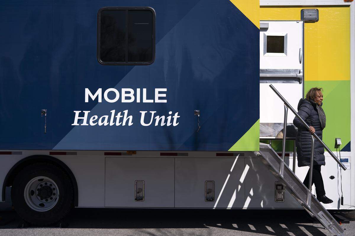 South Carolina State Rep. Rosalyn Henderson-Myers, D-Spartanburg, walks down the steps at a mobile clinic offering free measles vaccinations on Feb. 6, 2026, in Spartanburg, South Carolina. The clinic offered free MMR vaccinations as the South Carolina Department of Health reported most of the state’s measles cases centered in Spartanburg County.