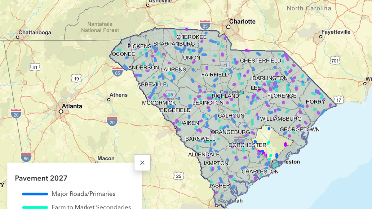 A map outlining pending projects part of SCDOT’s 2027 pavement improvement program.