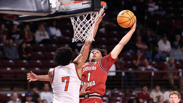 Gamecocks grind out MBB exhibition win over Campbell. What we learned