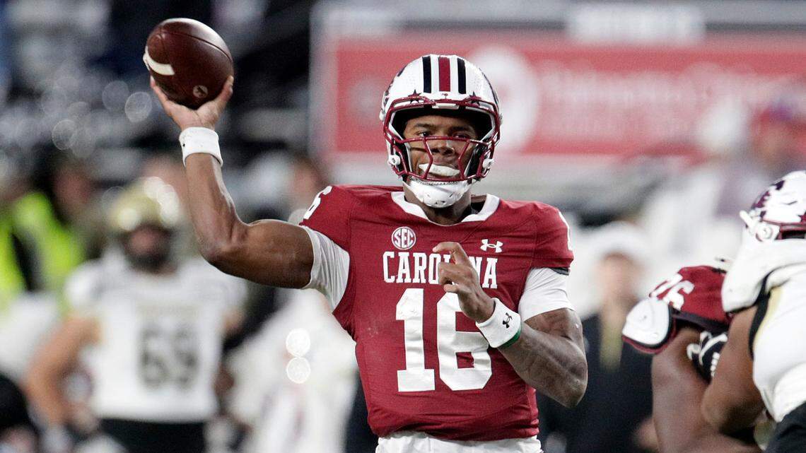 South Carolina’s LaNorris Sellers during Saturday’s game against Wofford at Williams-Brice Stadium.