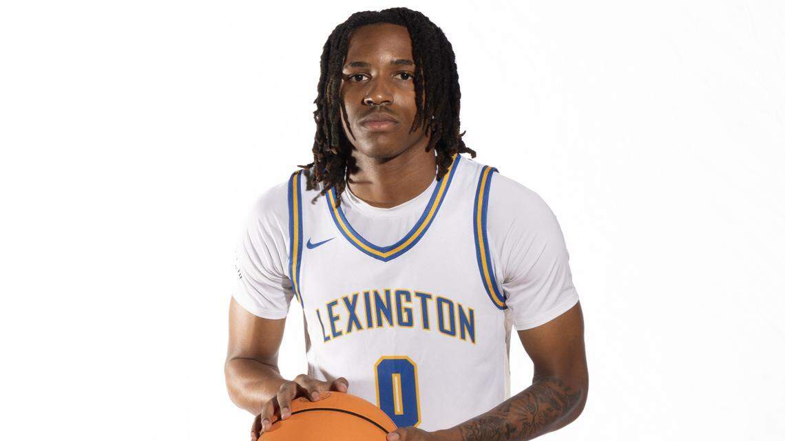 Lexington’s Kaleb Evans 0 on Wednesday, November 20, 2024.
