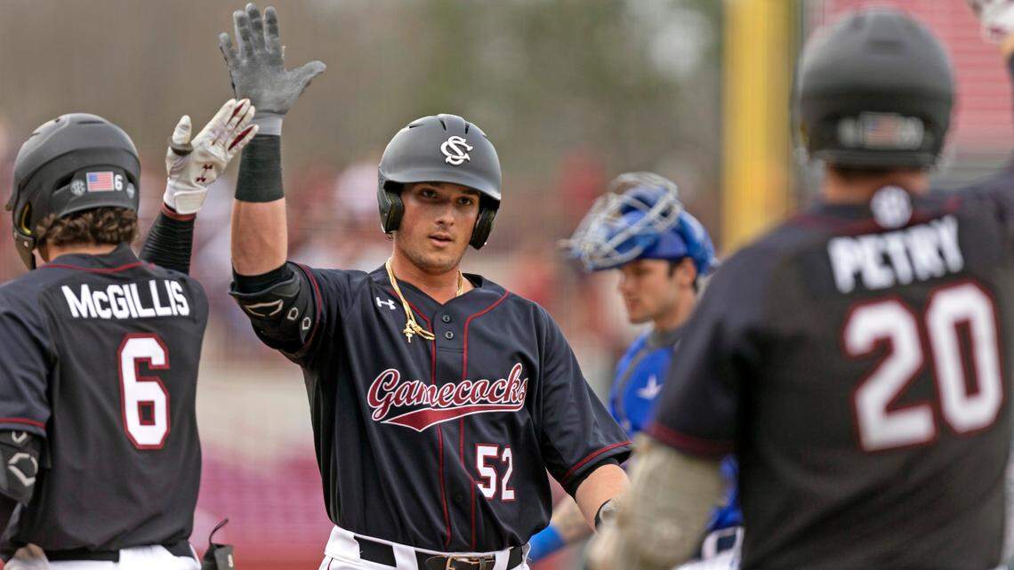 South Carolina’s Gavin Casas (52)