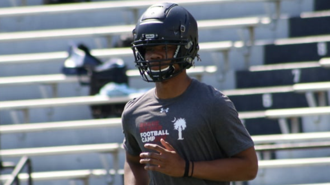 South Carolina remains in the mix for five-star defensive end Dylan Stewart out of Washington, D.C. He’s rated the No. 9 player in the 2024 class.