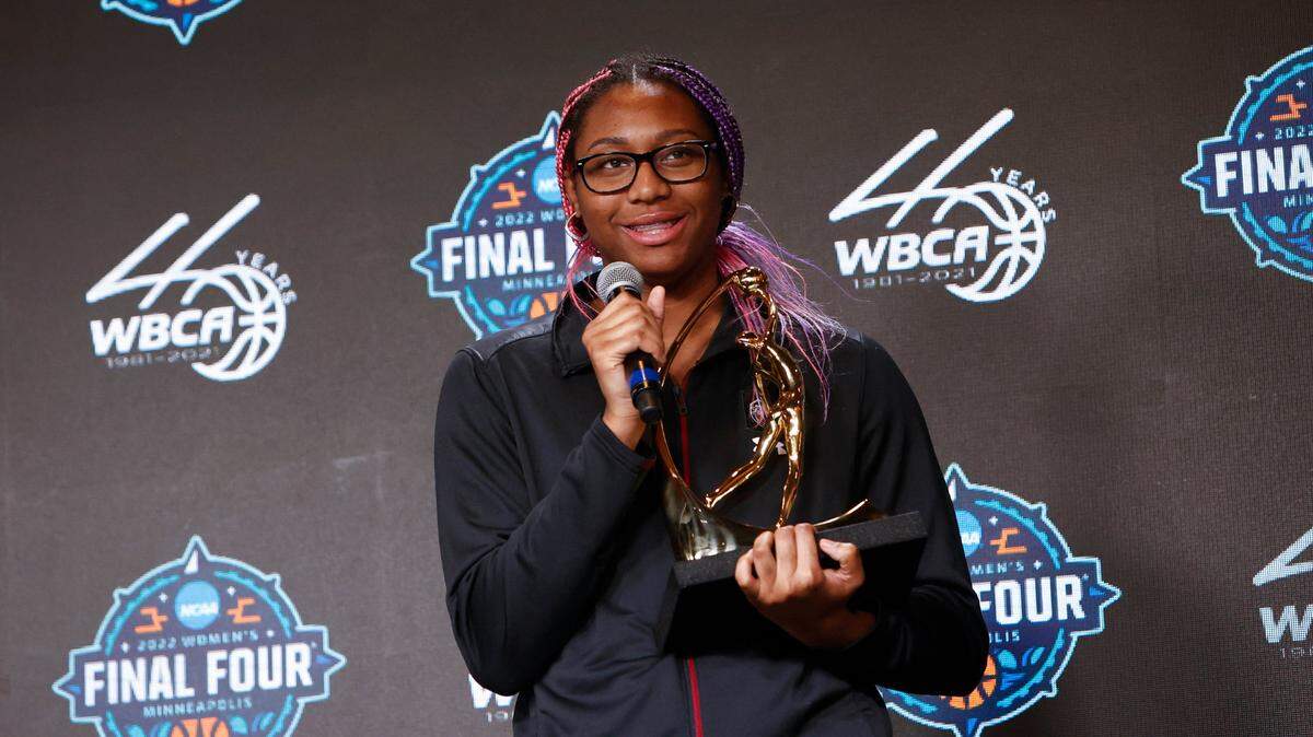 South Carolina’s Aliyah Boston was presented the WBCA Player of the Year award during a press conference at the Final Four at the Target Center in Minneapolis, Min. on Thursday, March 31, 2022.
